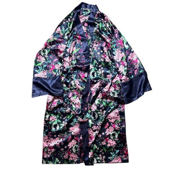 Netflix Women’s Bridgerton Floral Satin Robe Size M/L - Picture 2 of 4